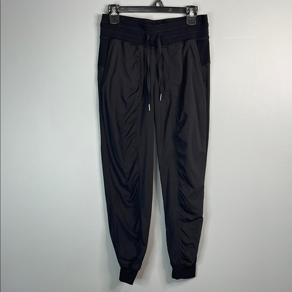 Lululemon Dance Studio Jogger 29" Black Swift Mid Rise Size 6 - Picture 11 of 11